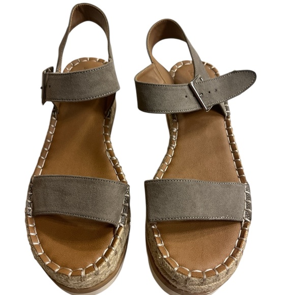 Universal Thread Shoes - Universal Thread Taupe Women's Espadrille Sandals
